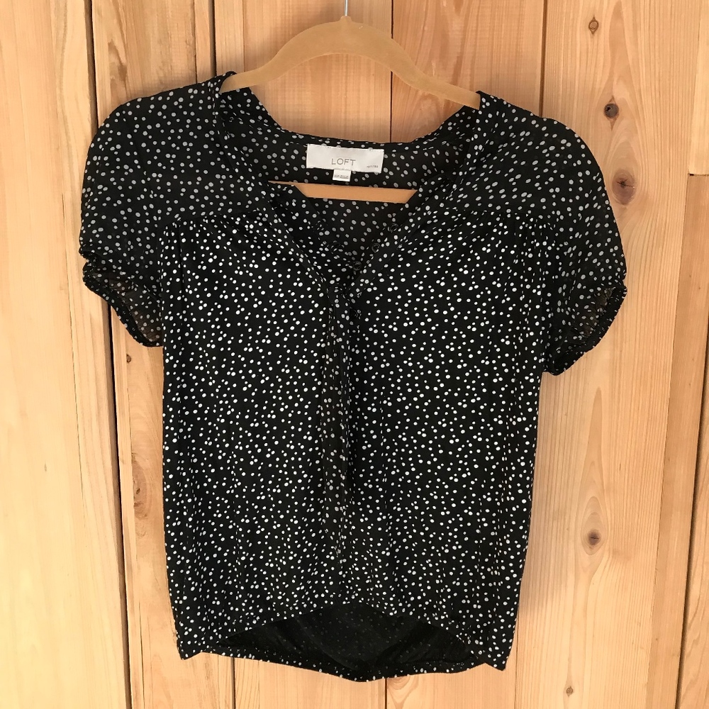 LOFT Size S Light Polka Dotted Ruffled Blouse